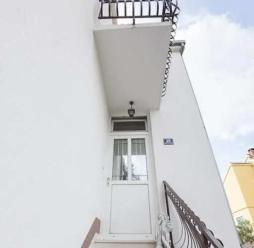 Dalmatia Apartman